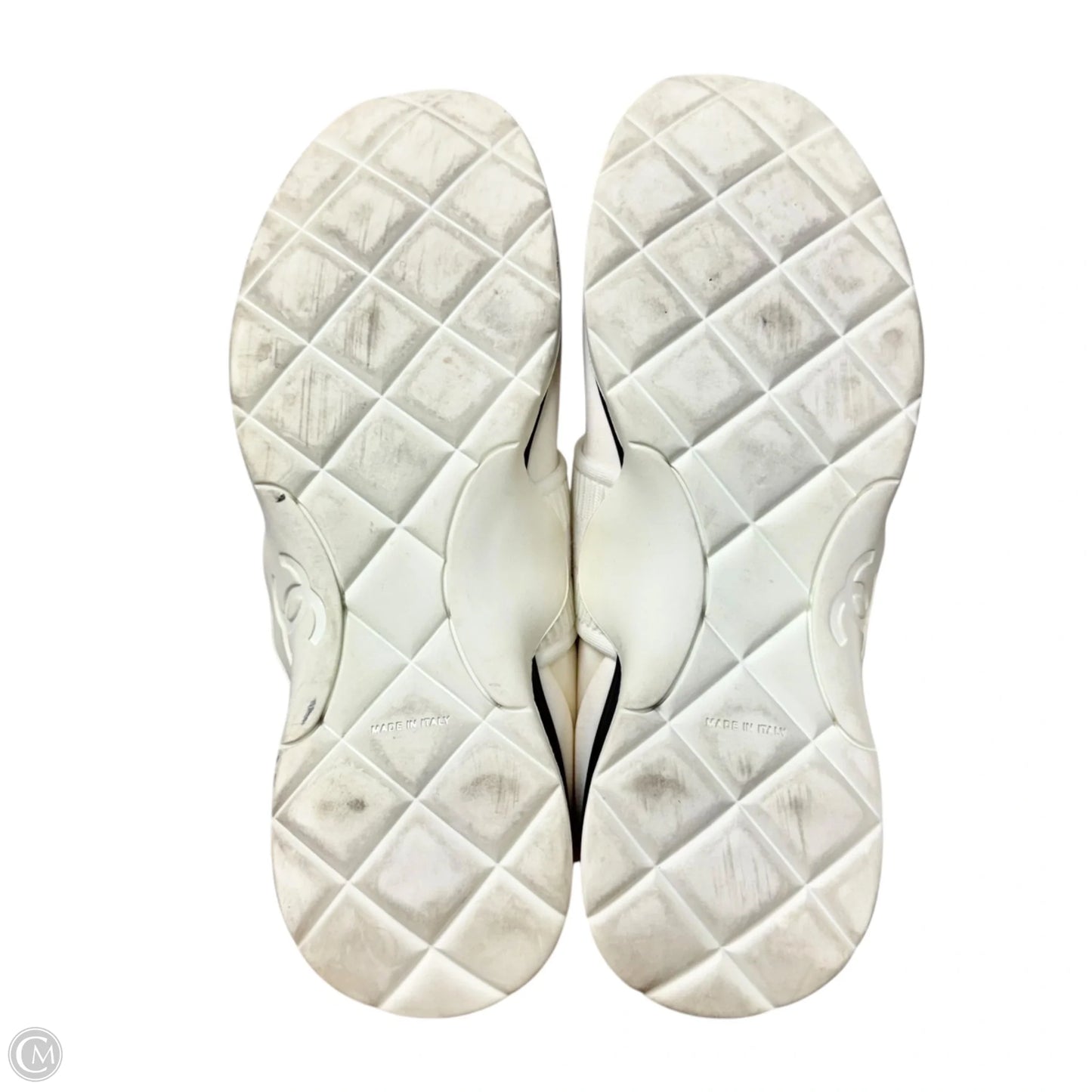 Shoes Luxury Designer By Chanel In White, Size: 10.5