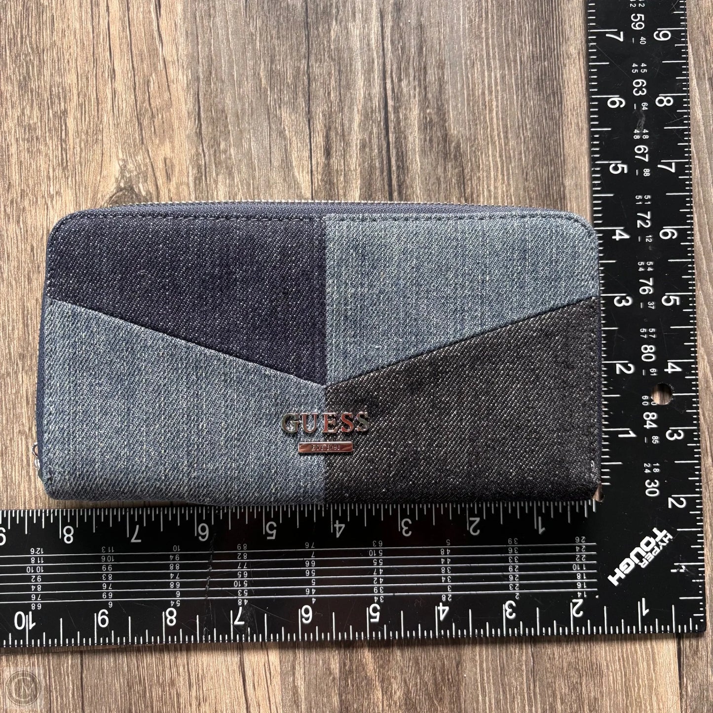 Wallet By Guess, Size: Medium