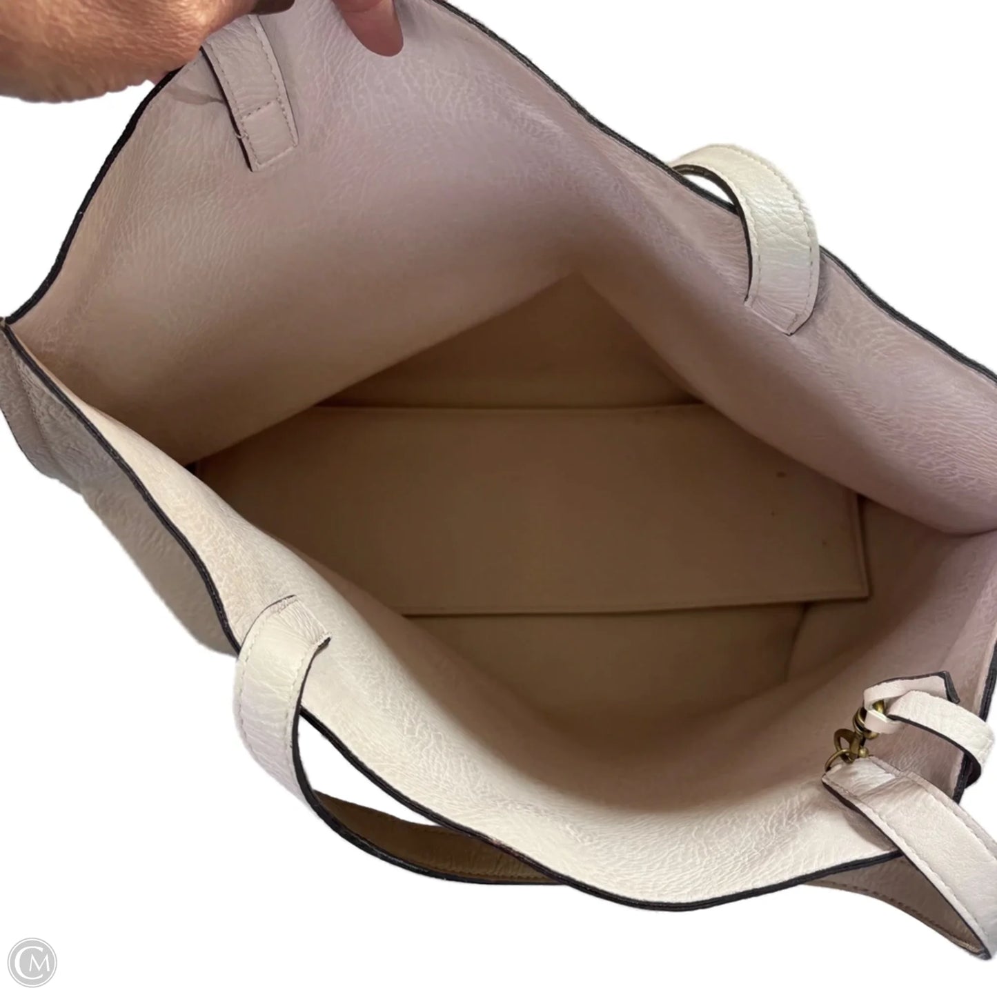 Tote Size: Medium