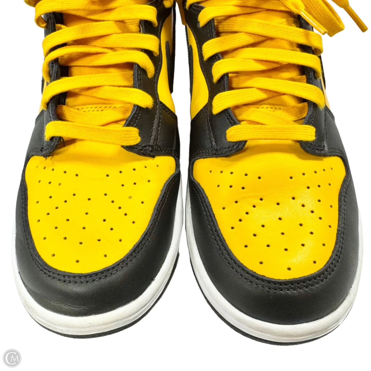 Shoes Sneakers By Nike In Black & Yellow, Size: 11