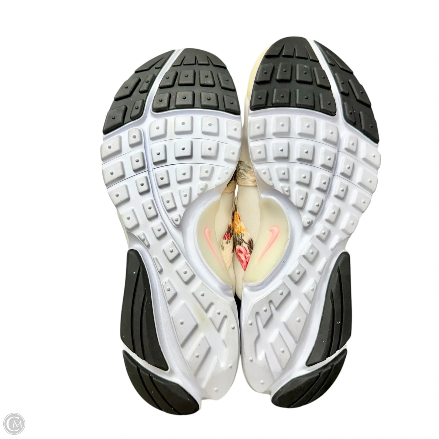 Shoes Sneakers By Nike In Floral Print, Size: 9