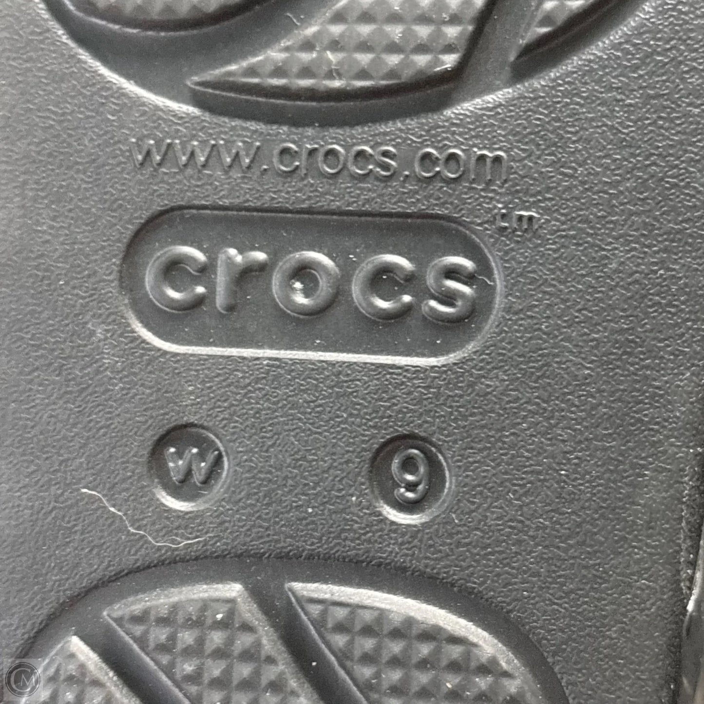 Sandals Flats By Crocs In Black, Size: 9