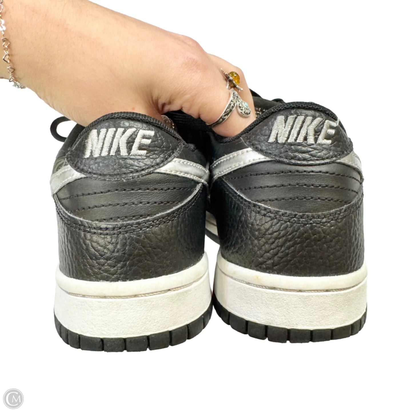Shoes Sneakers By Nike In Black & Silver, Size: 8.5