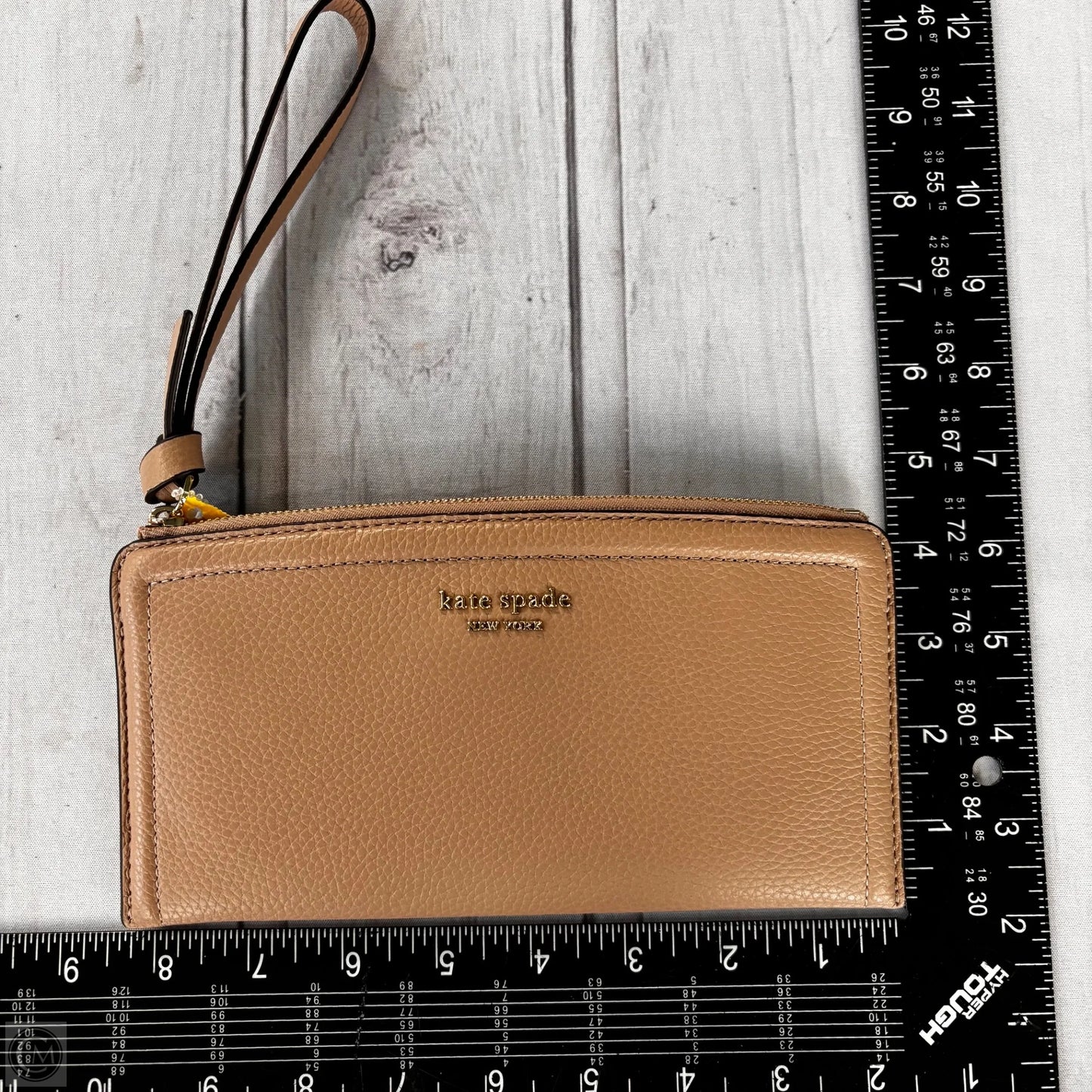 Clutch Designer By Kate Spade, Size: Medium