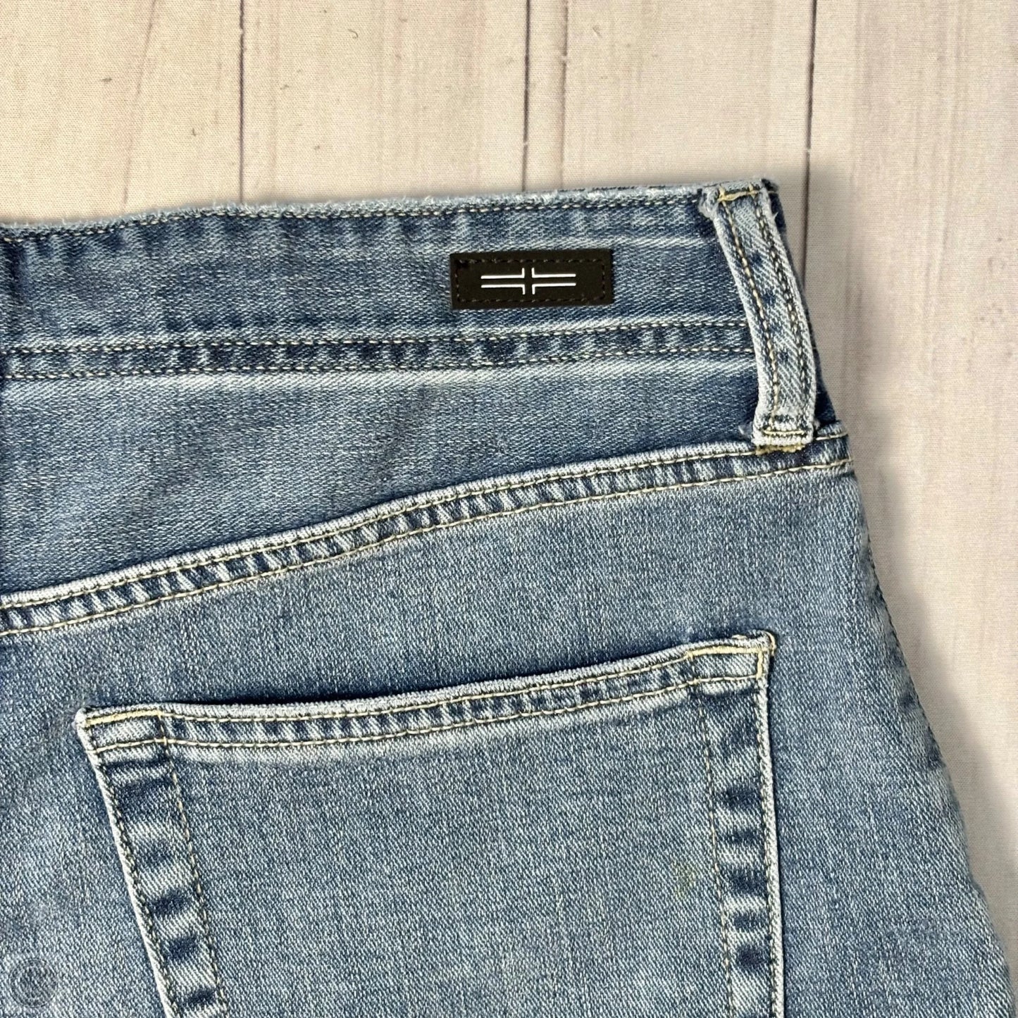 Jeans Wide Leg By Liverpool In Blue Denim, Size: 4