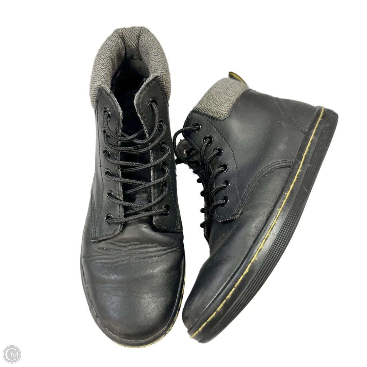 Shoes Sneakers By Dr Martens In Black, Size: 6