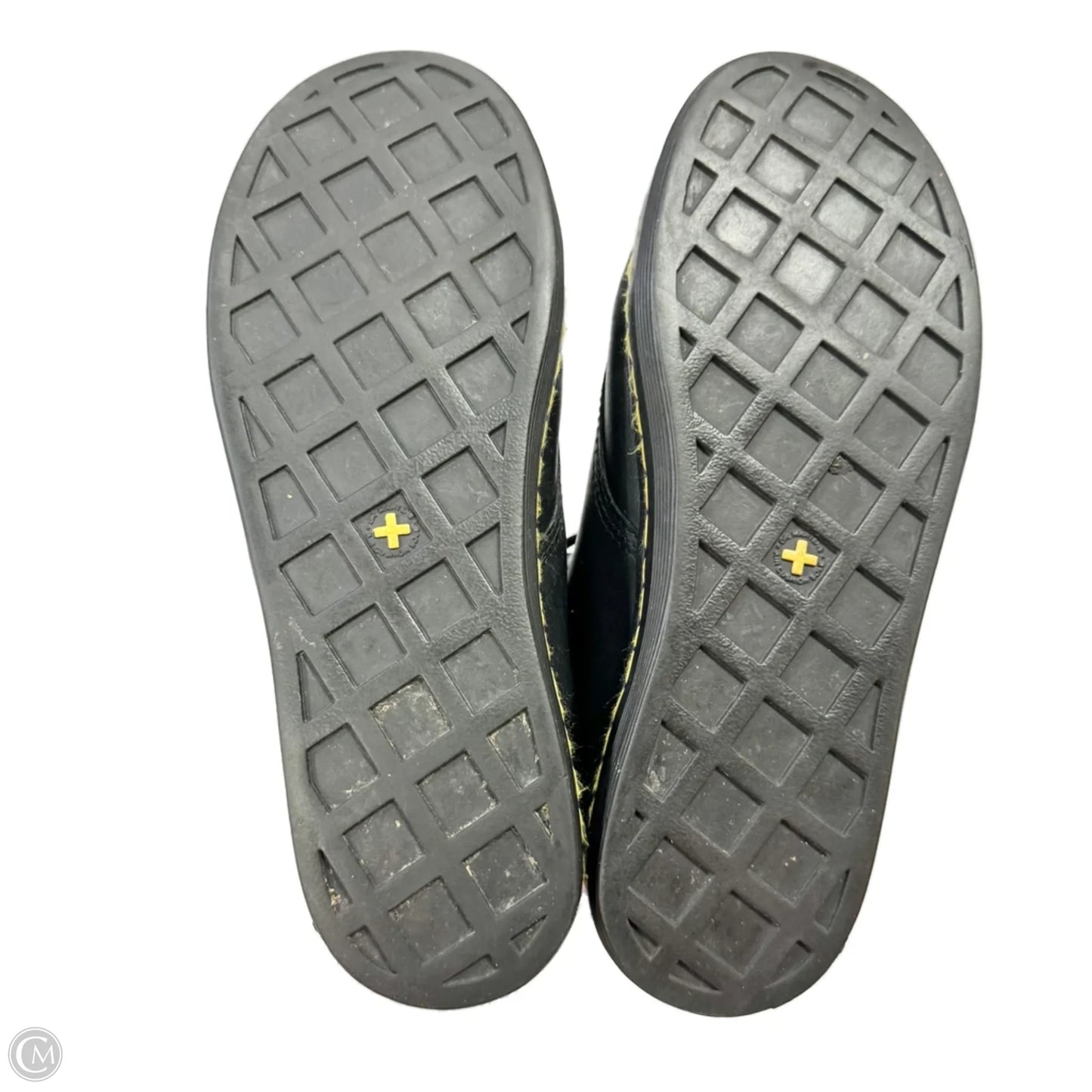 Shoes Sneakers By Dr Martens In Black, Size: 6