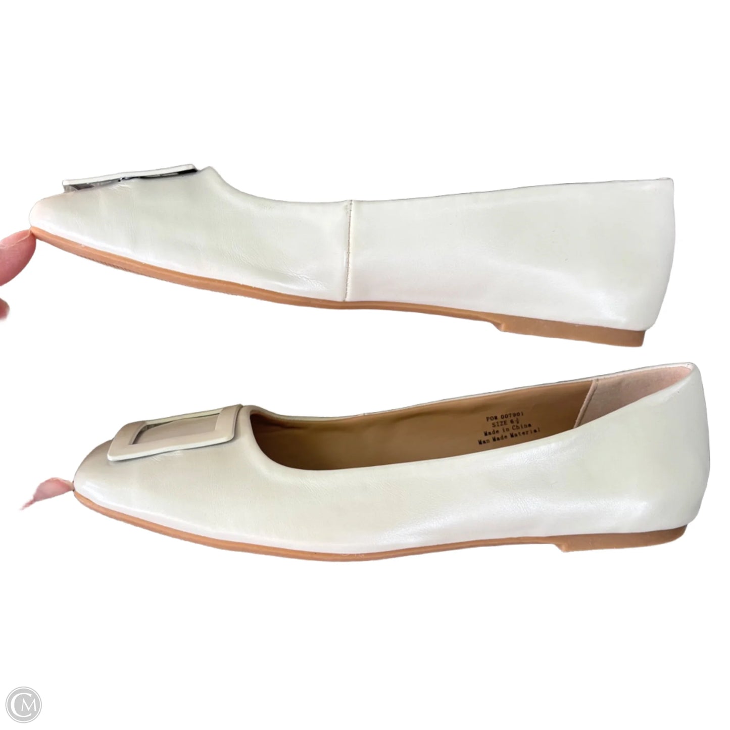 Shoes Flats By Journee In Cream, Size: 6.5