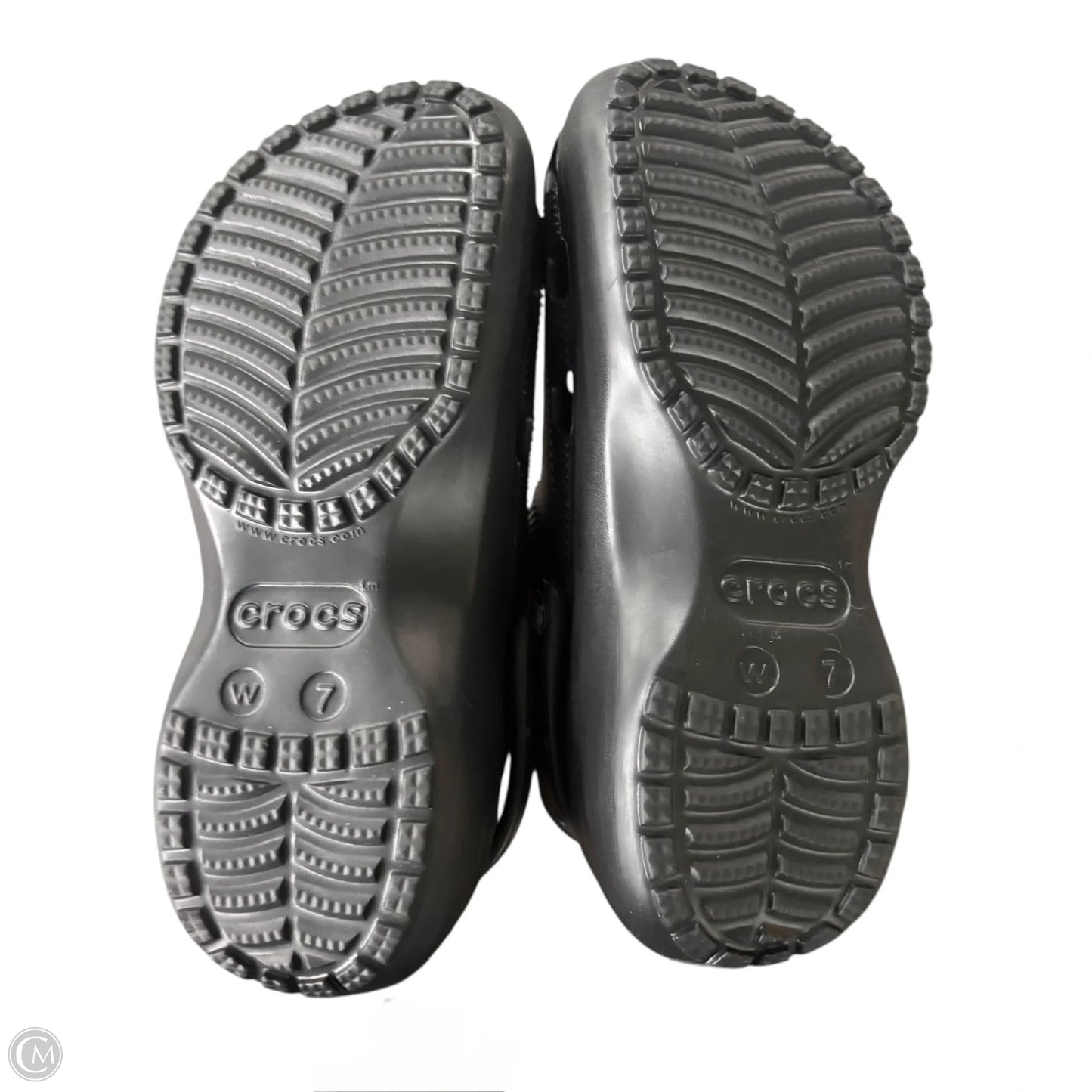 Shoes Flats By Crocs In Black, Size: 7