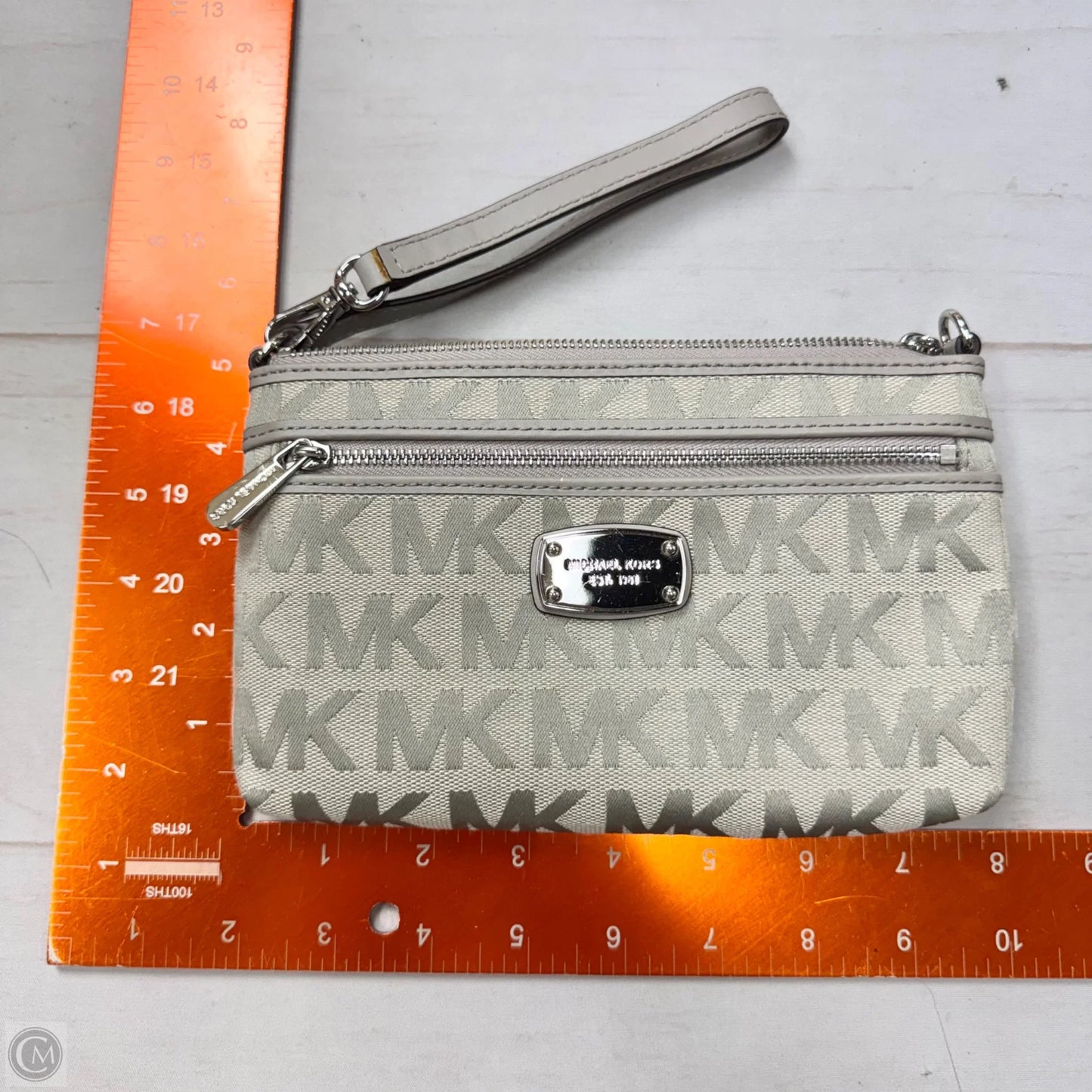 Wristlet By Michael By Michael Kors, Size: Large