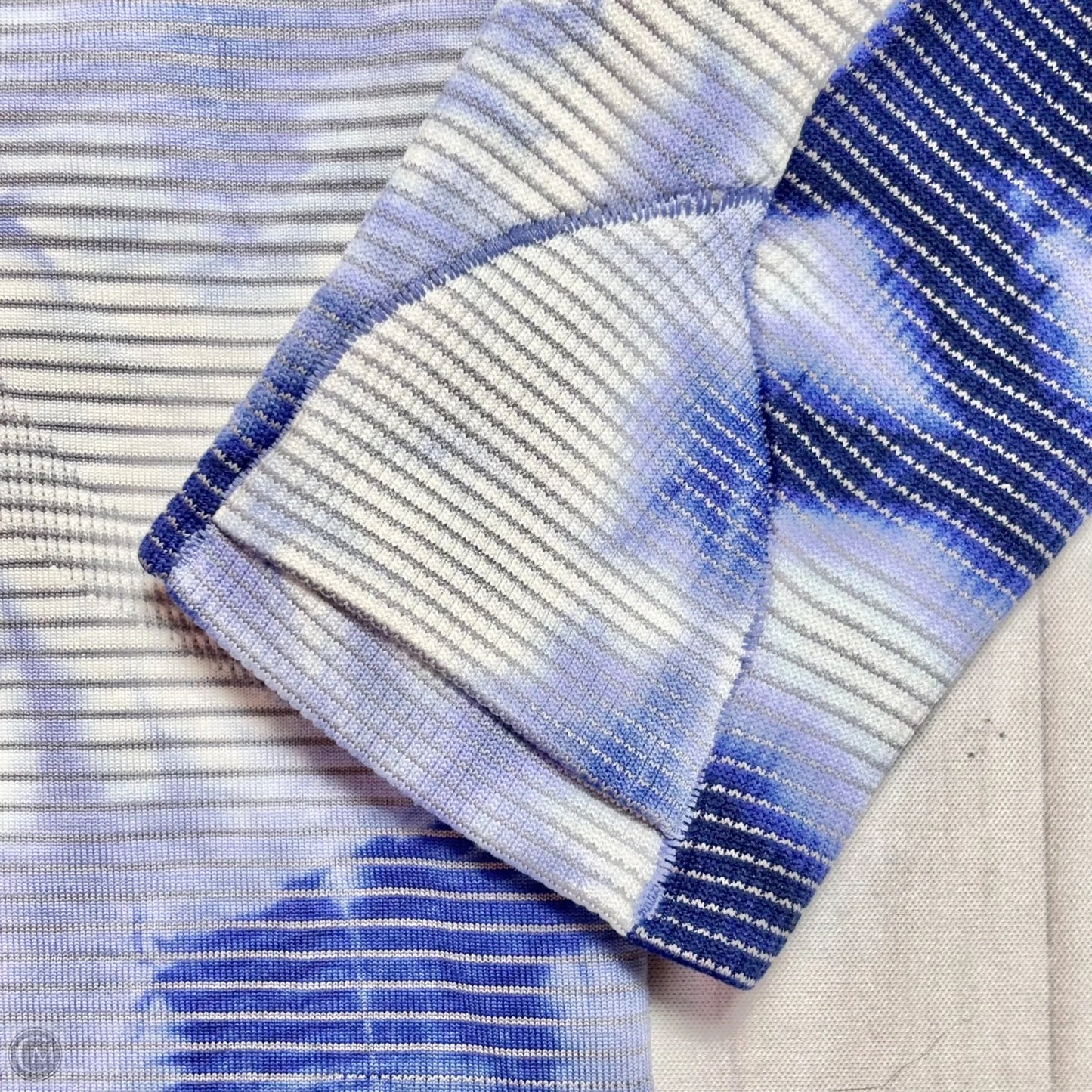 Athletic Top Long Sleeve Crewneck By Lululemon In Tie Dye Print, Size: S