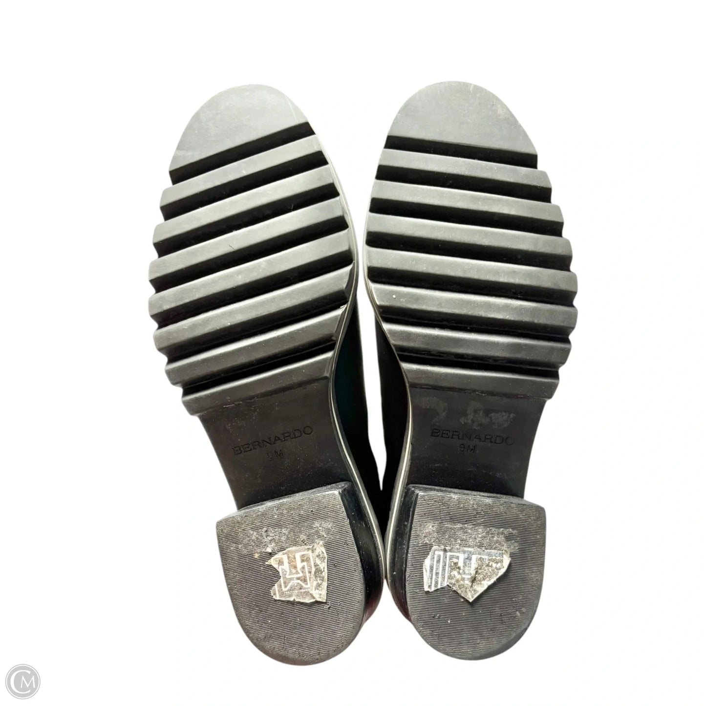 Boots Ankle Flats By Bernardo In Black & Cream, Size: 9