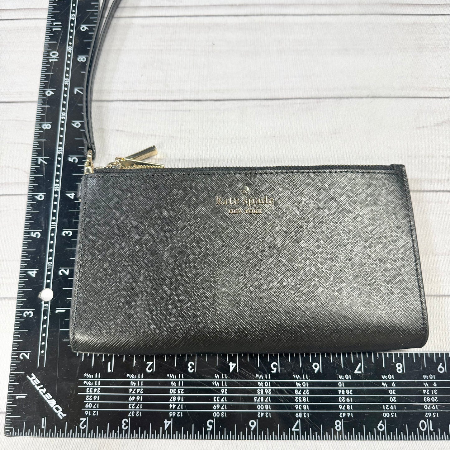 Wristlet Designer By Kate Spade, Size: Medium