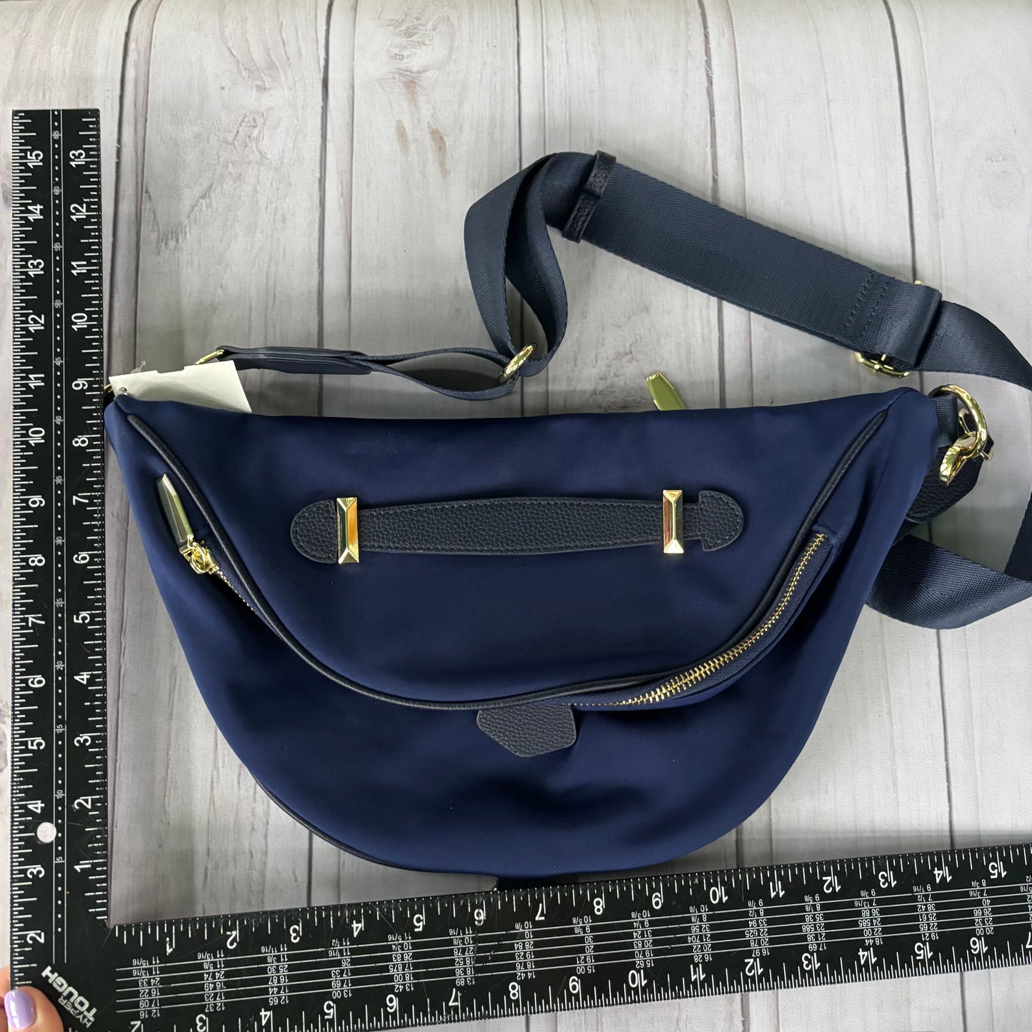 Crossbody, Size: Medium