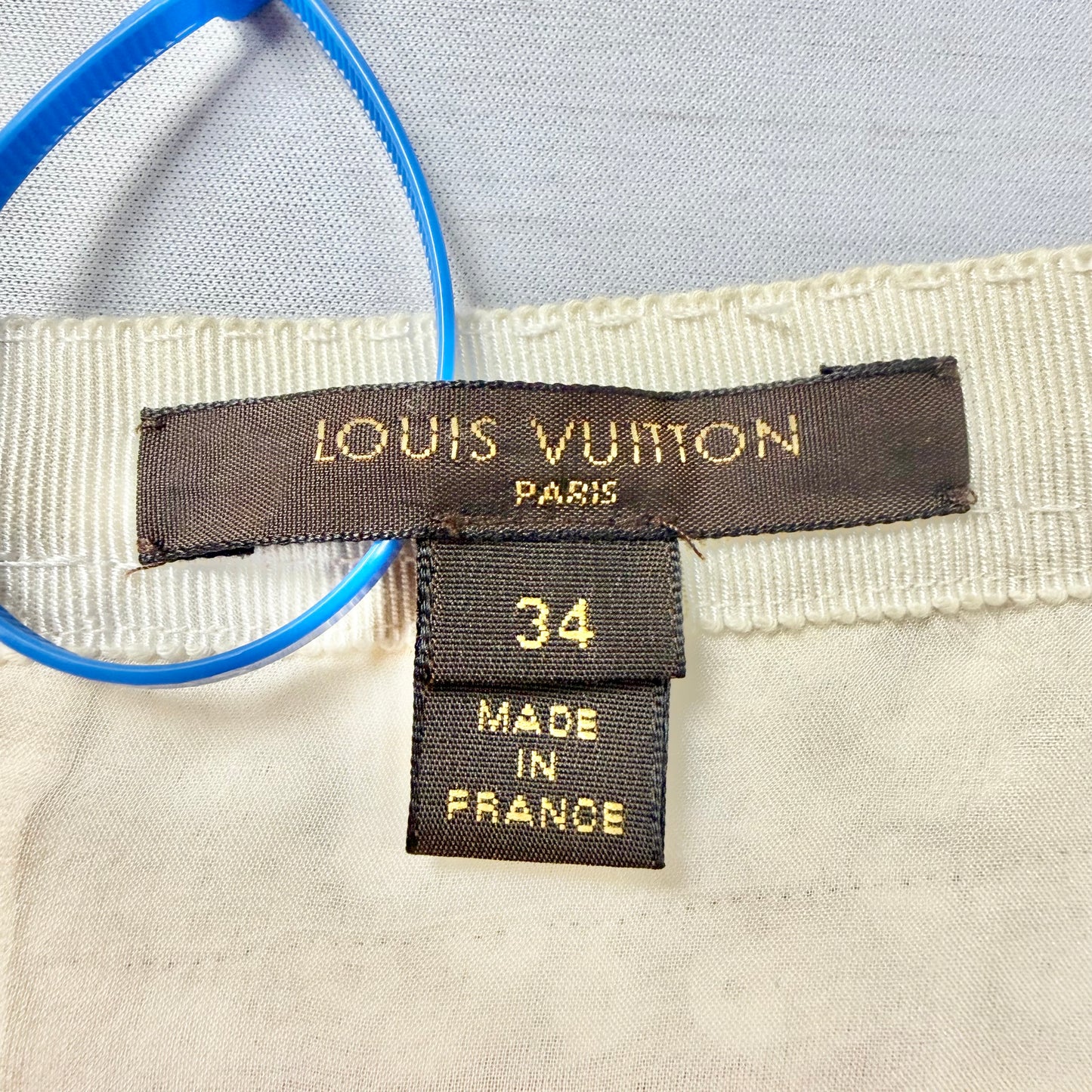 Skirt Luxury Designer By Louis Vuitton In Cream, Size: 2