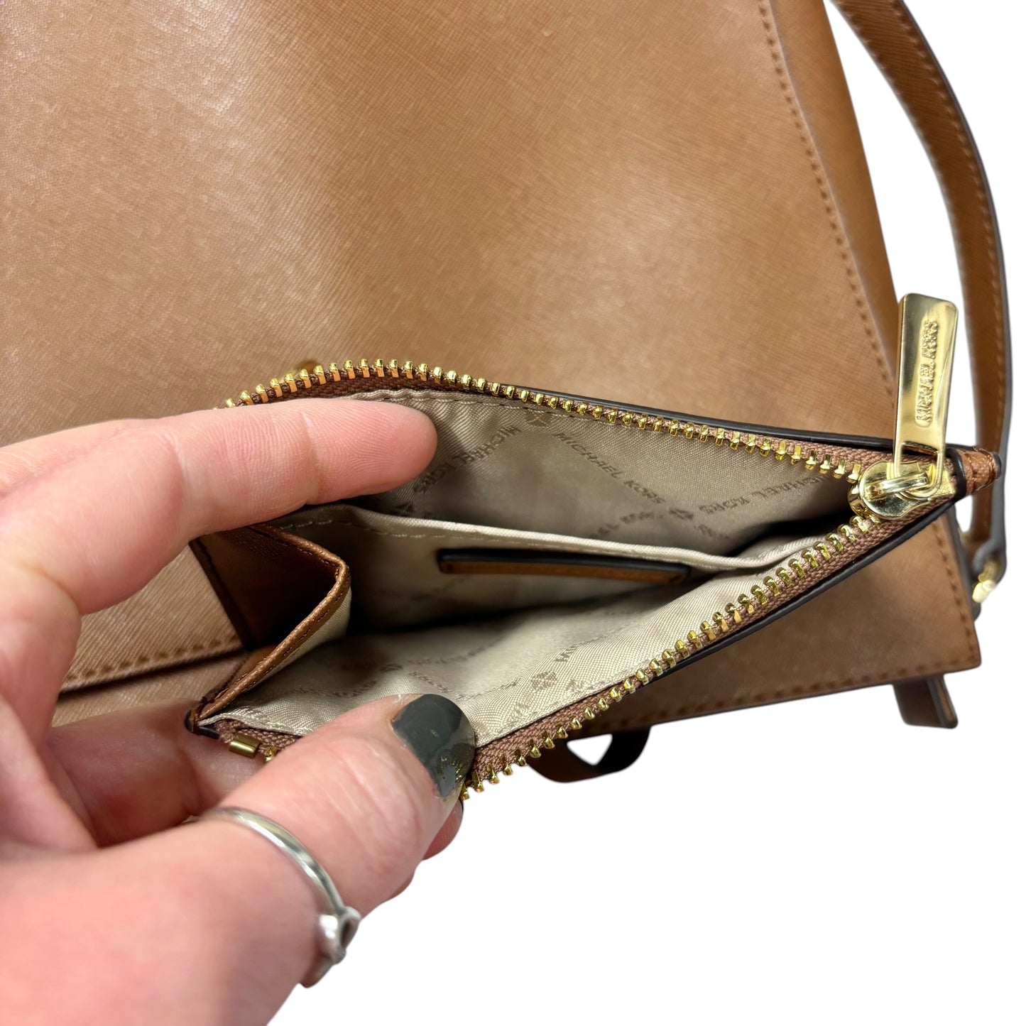 Crossbody Leather By Michael By Michael Kors, Size: Medium