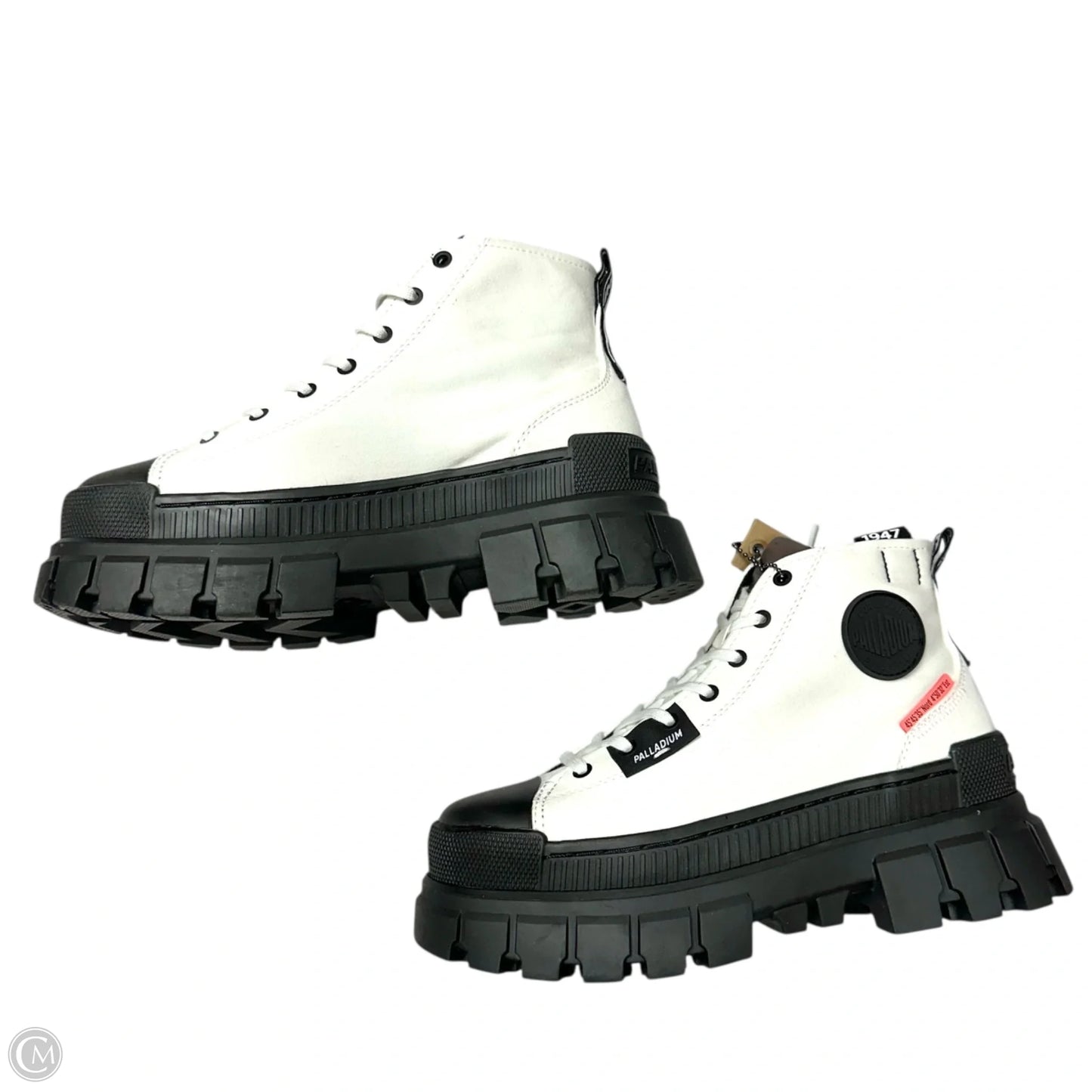 Boots Hiking By Palladium In White, Size: 8
