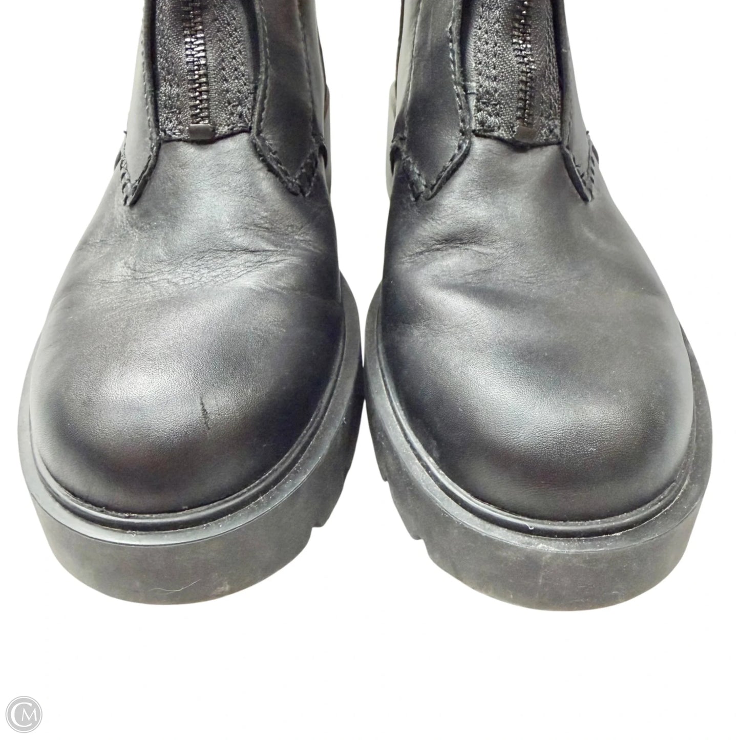 Boots Designer By Ugg In Black, Size: 8.5