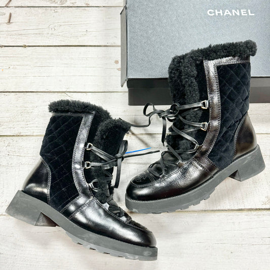 Boots Luxury Designer By Chanel  Size: 9.5