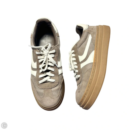Shoes Sneakers By Steve Madden In Brown, Size: 9