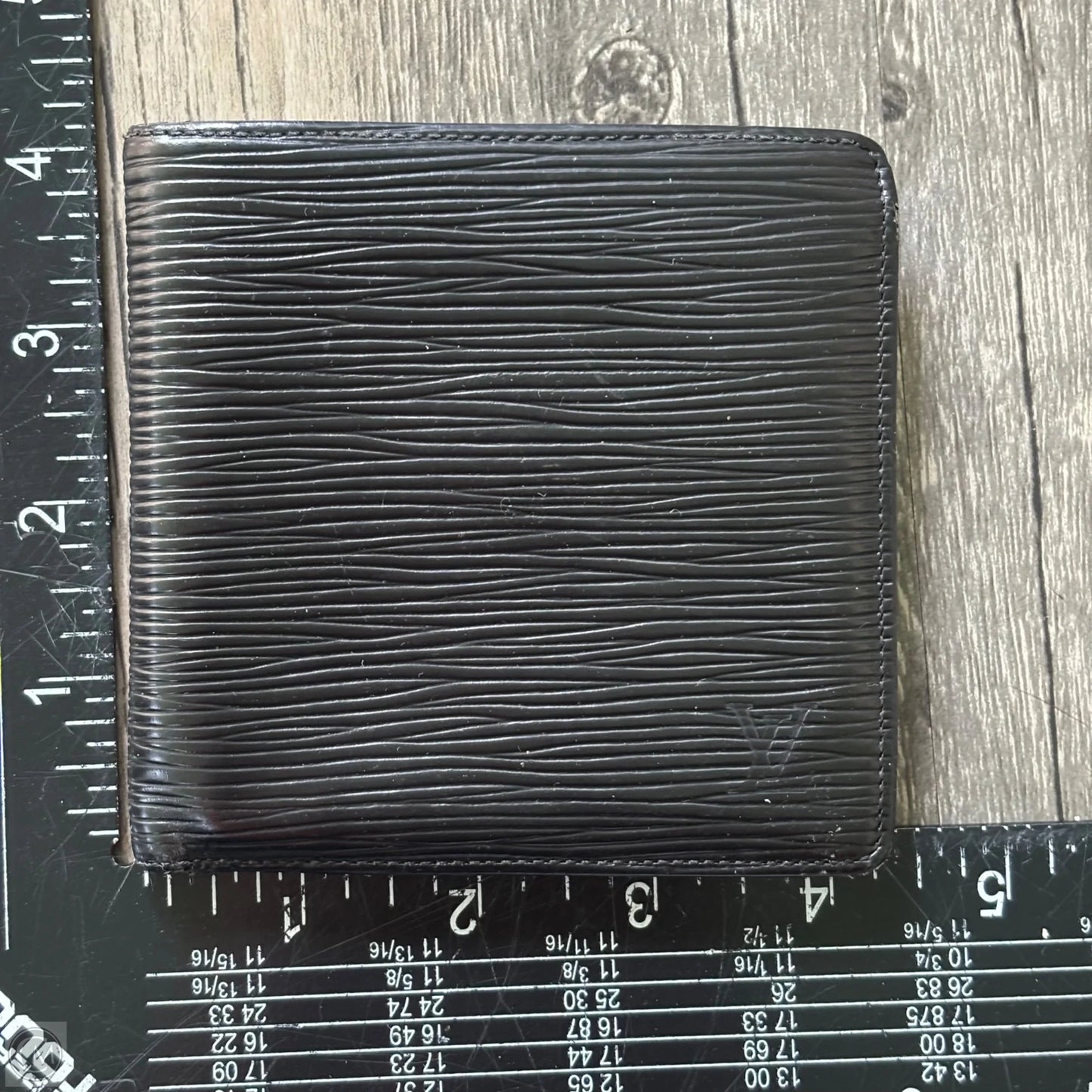 Wallet Luxury Designer By Louis Vuitton, Size: Small