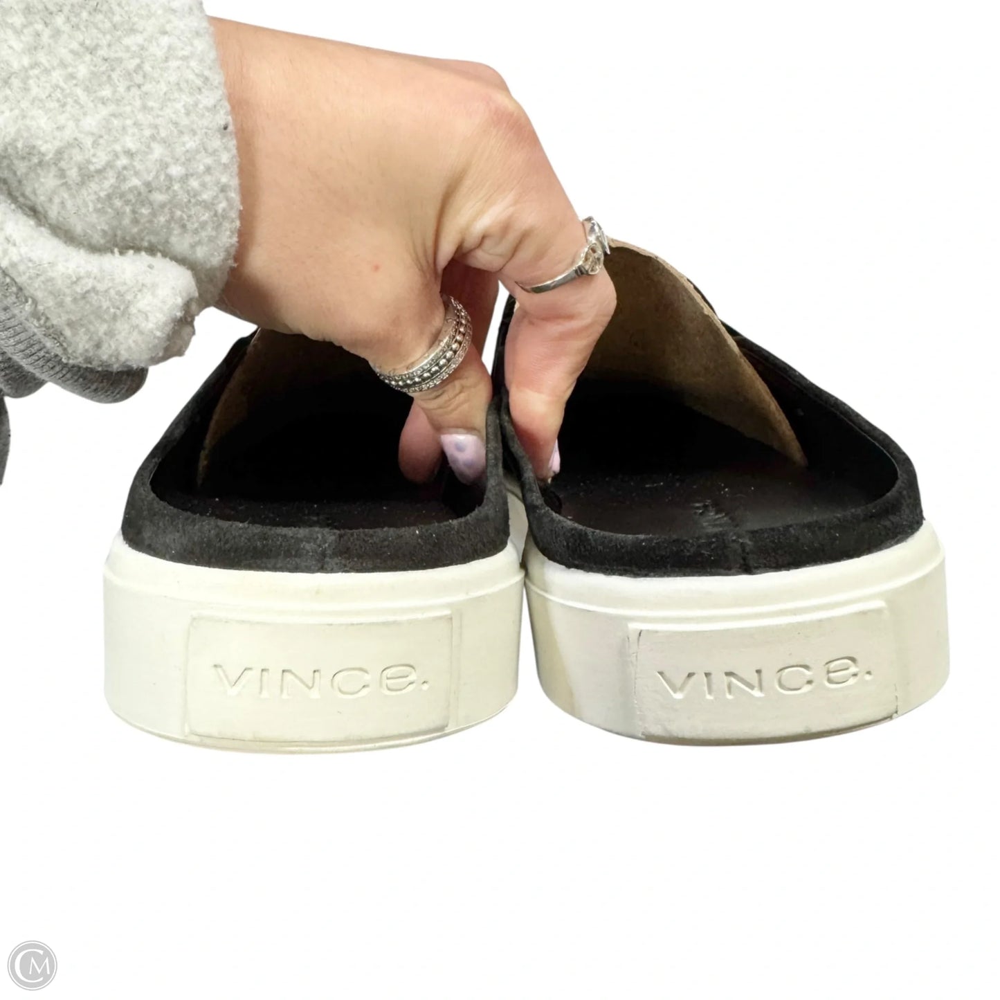 Shoes Flats By Vince In Black, Size: 8