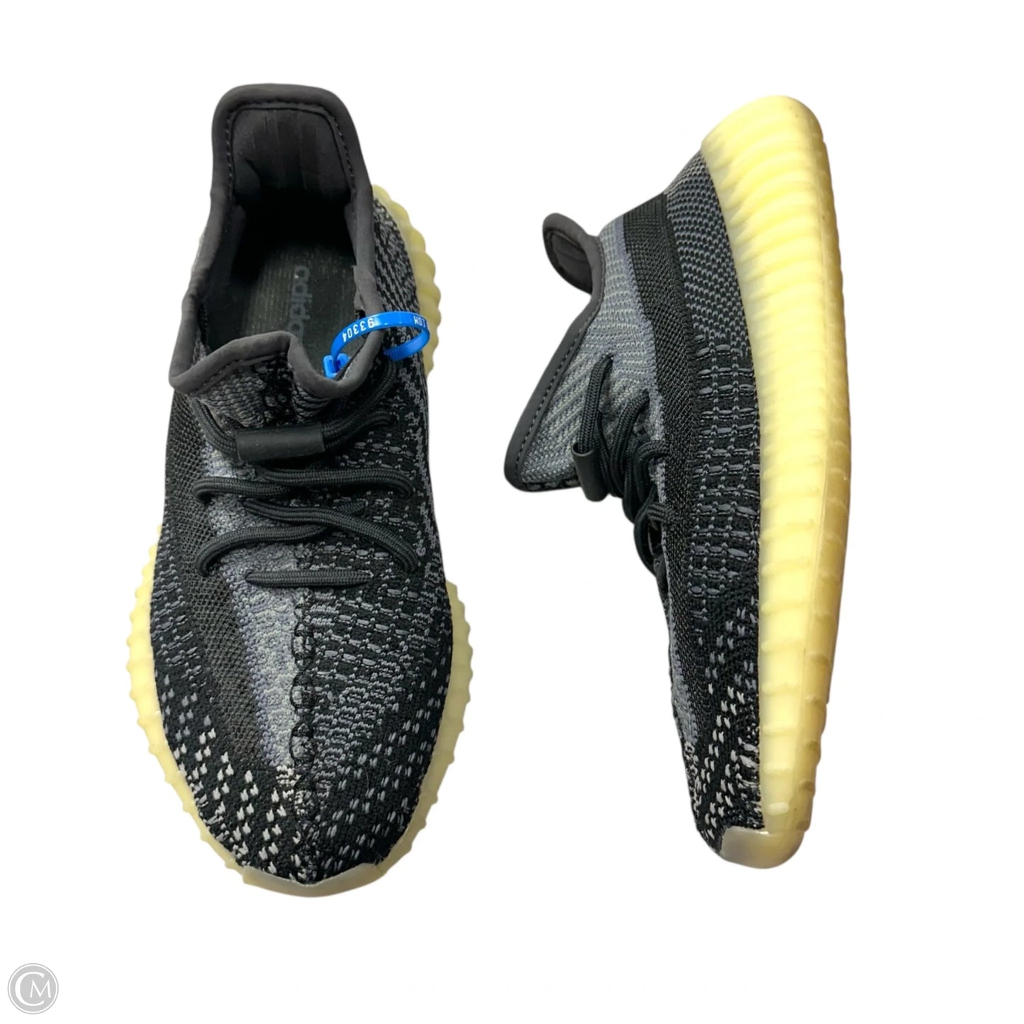 Shoes Luxury Designer By Yeezy In Black & Grey, Size: 7.5