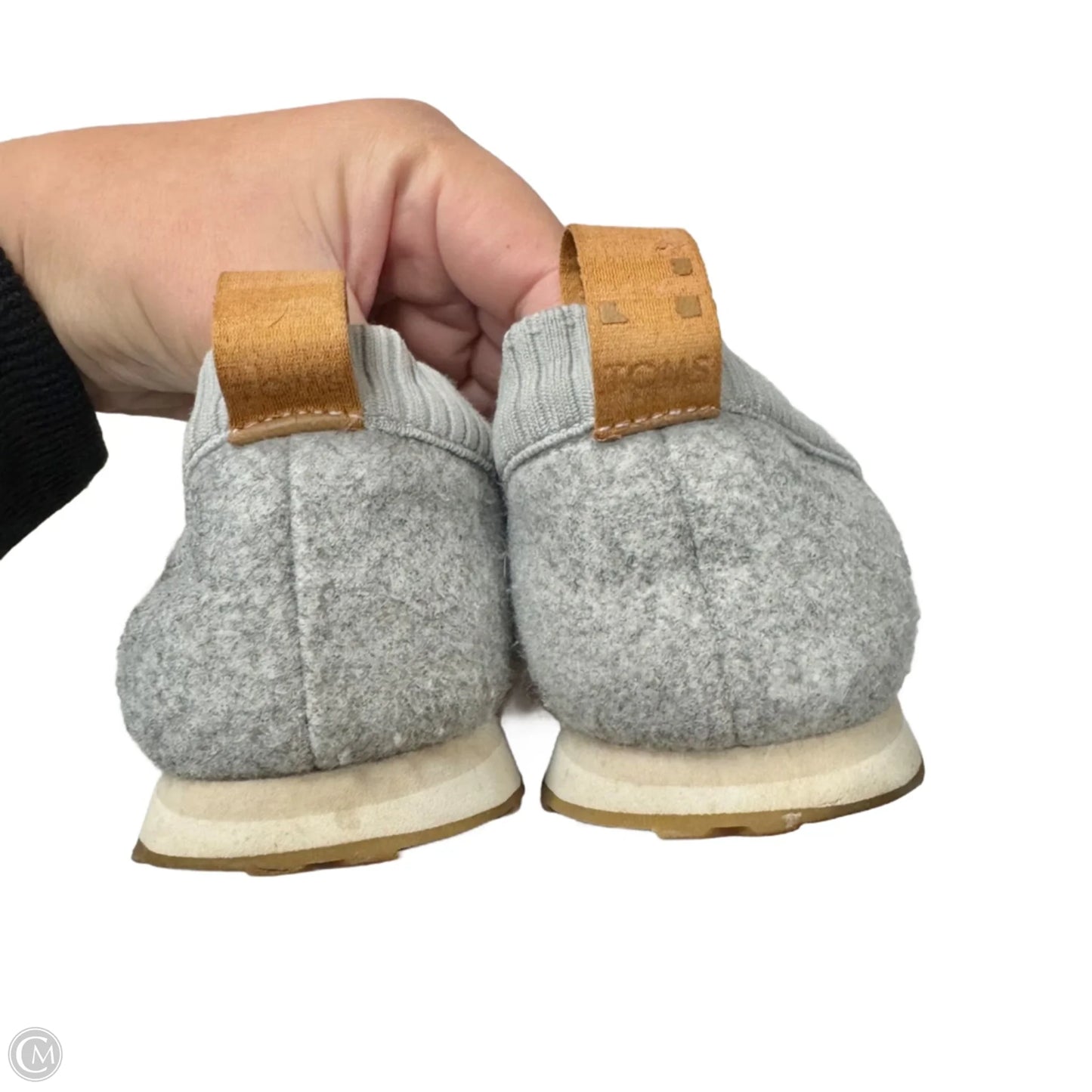 Shoes Flats By Toms In Grey, Size: 6