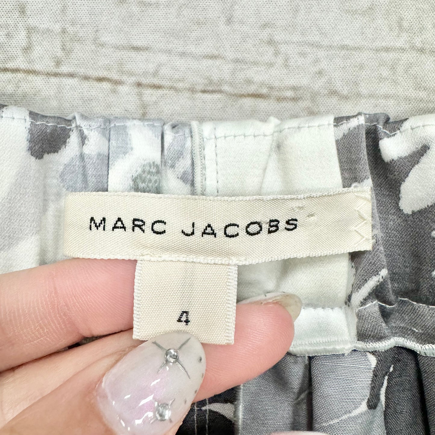 Skirt Designer By Marc Jacobs  Size: 4