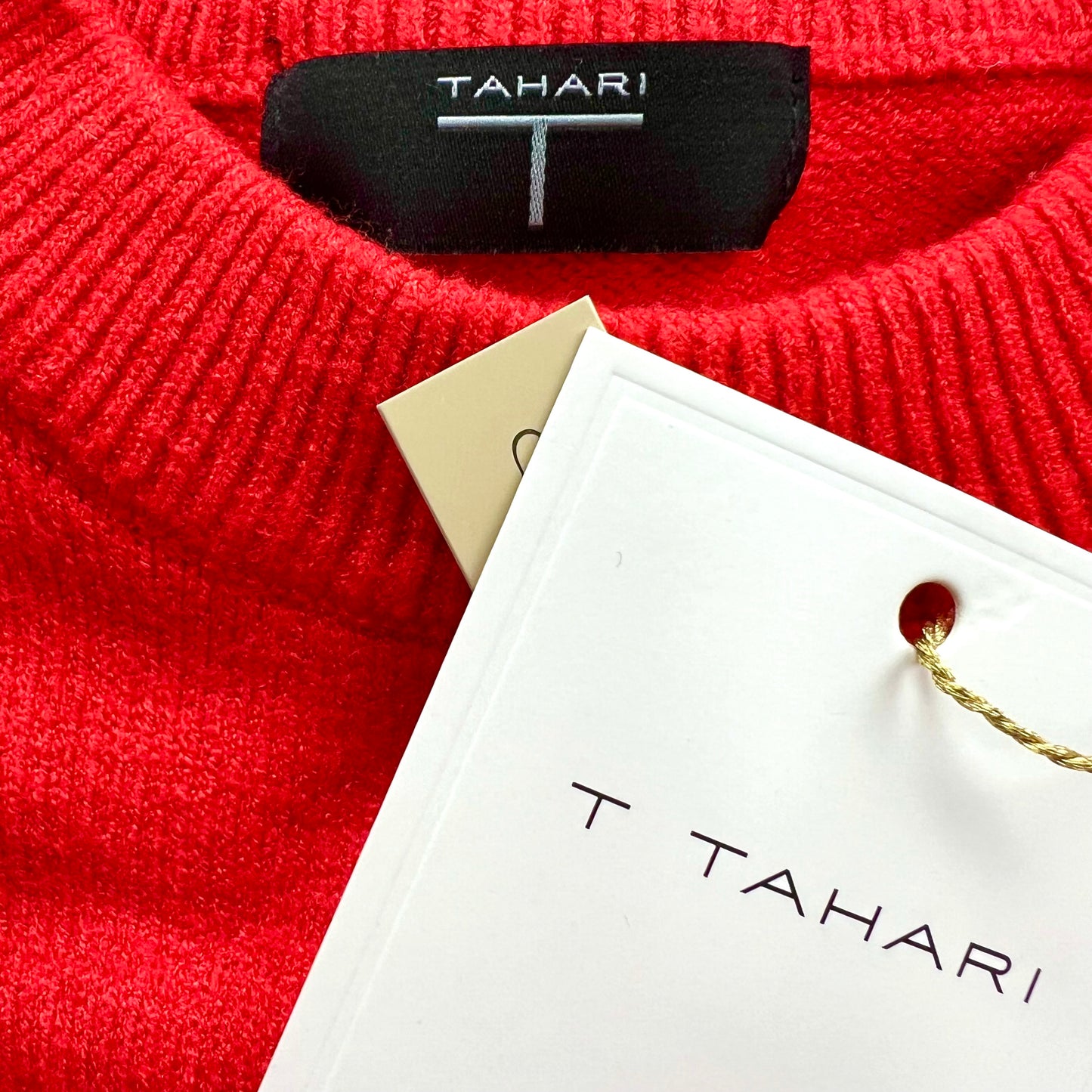 Red Sweater By Tahari By Arthur Levine, Size: S