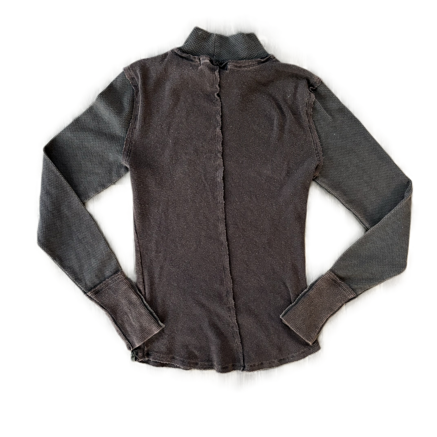 Top Long Sleeve By We The Free In Grey, Size: S