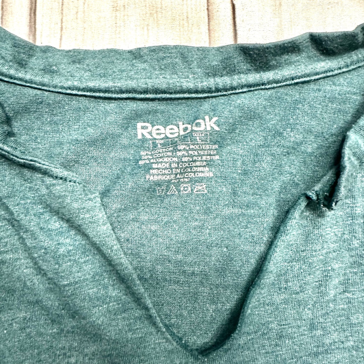 Top Long Sleeve By Reebok In Green, Size: L