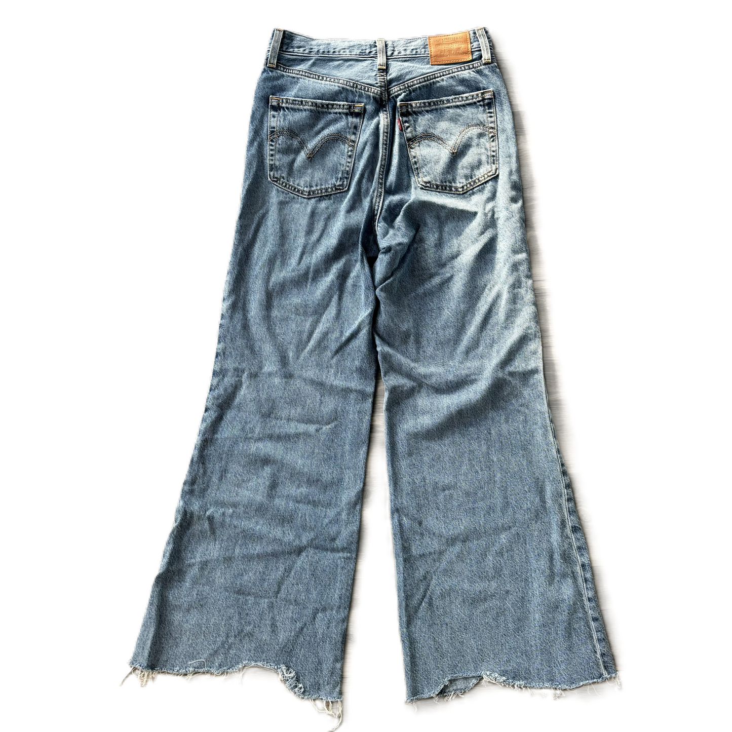 Jeans Flared By Levis In Blue Denim, Size: 6