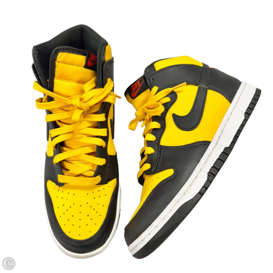 Shoes Sneakers By Nike In Black & Yellow, Size: 11