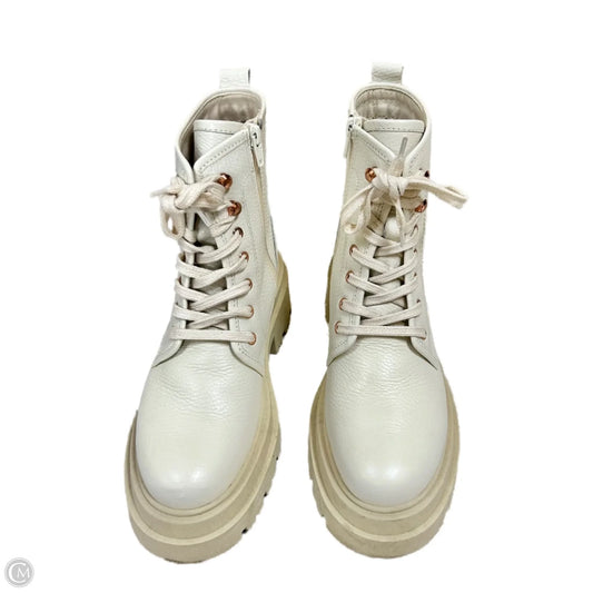 Boots Leather By Crown Vintage In Cream, Size: 7.5
