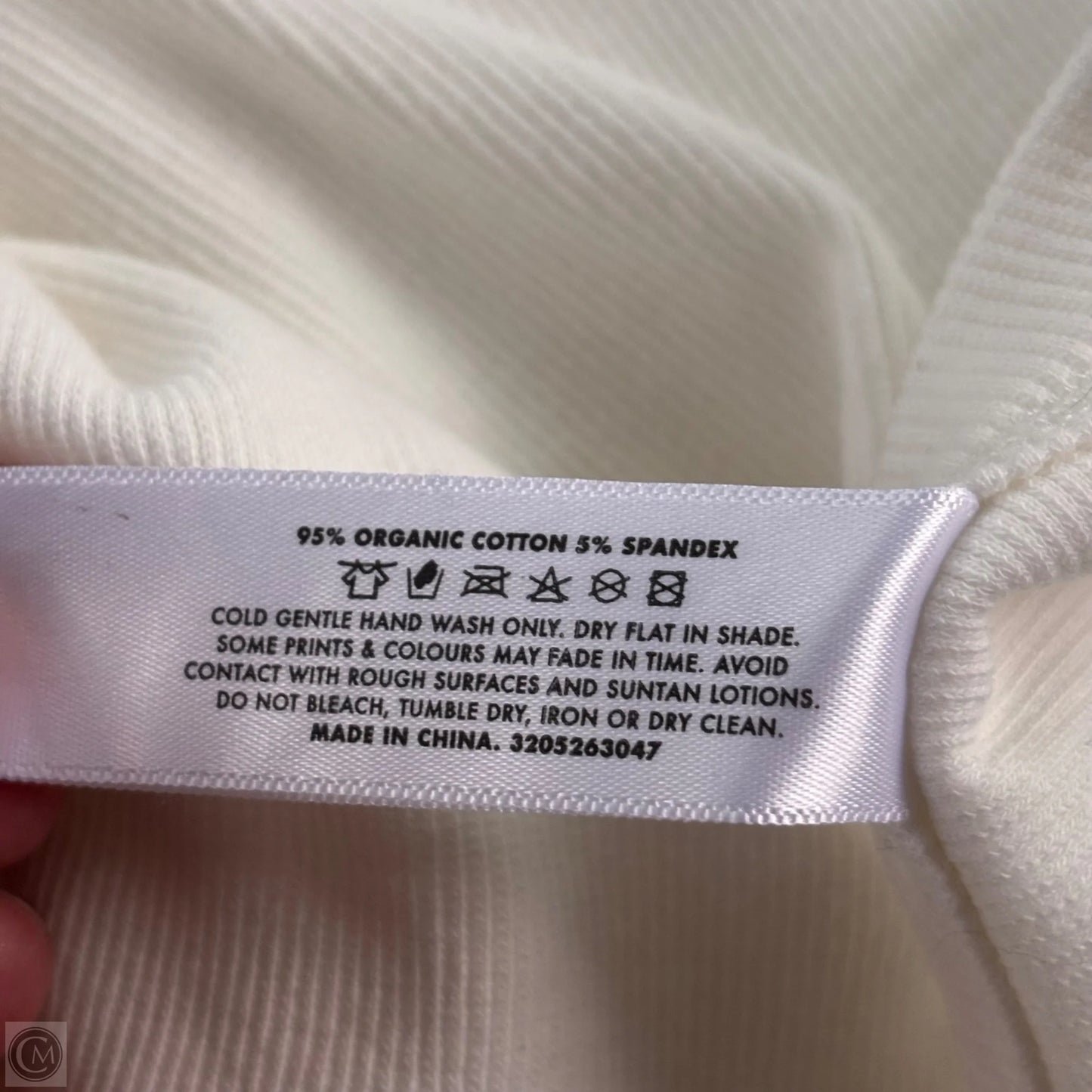 Top Long Sleeve By Le Buns In White, Size: S