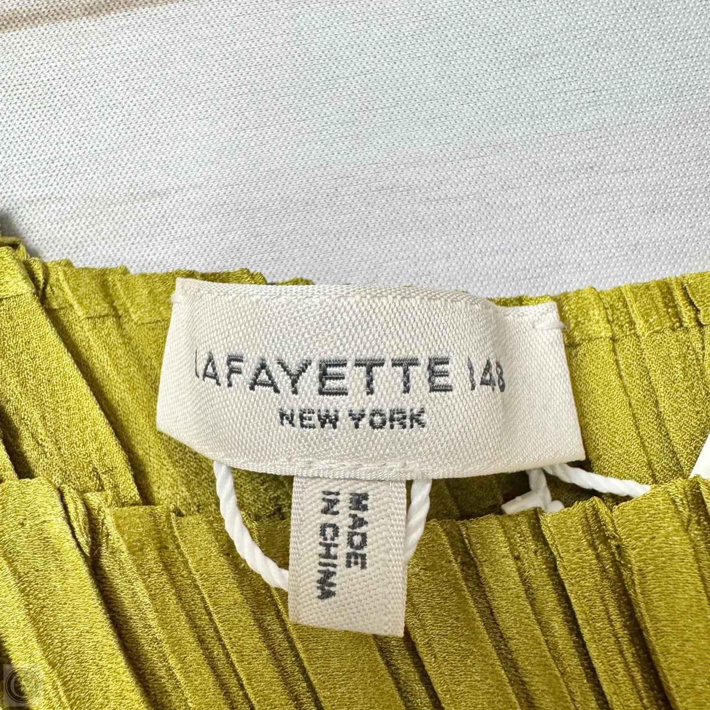 Top 3/4 Sleeve Designer By Lafayette 148 In Green, Size: Xs