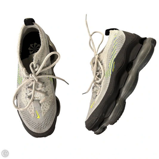 Shoes Sneakers By Nike In Grey, Size: 7