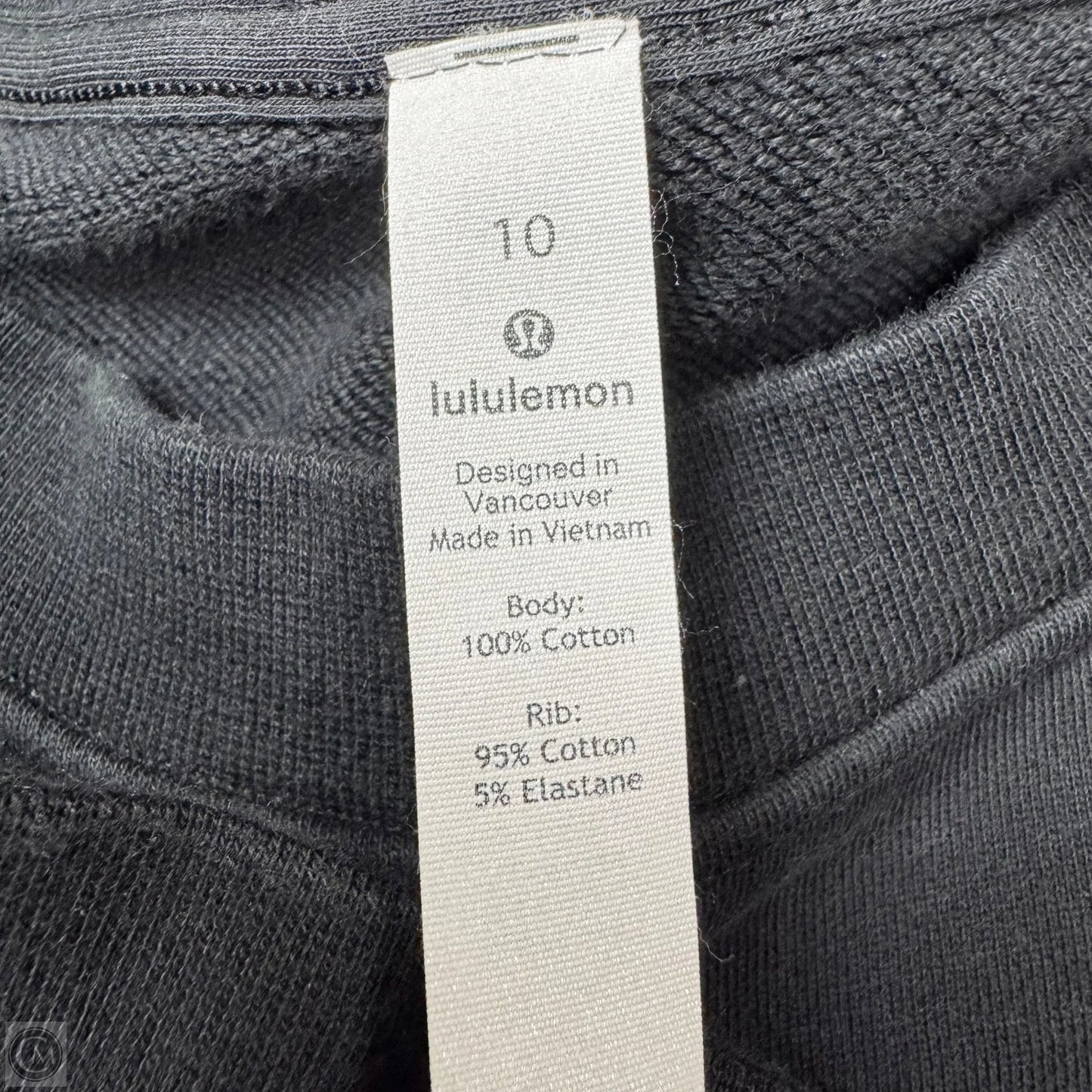 Athletic Sweatshirt Crewneck By Lululemon In Black, Size: M