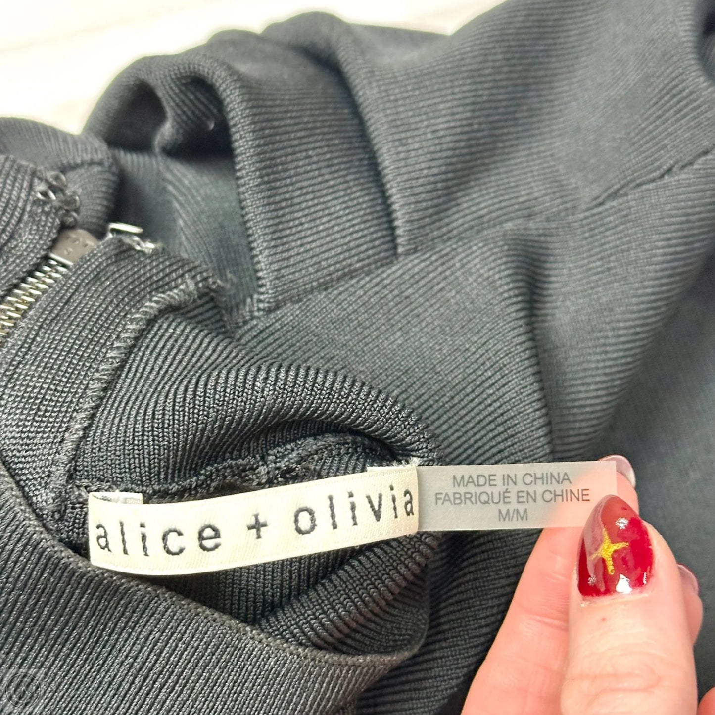 Top Long Sleeve Designer By Alice + Olivia In Black, Size: M