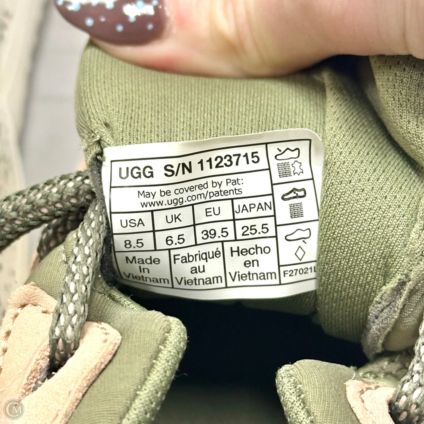 Shoes Designer By Ugg In Green & Pink, Size: 8.5