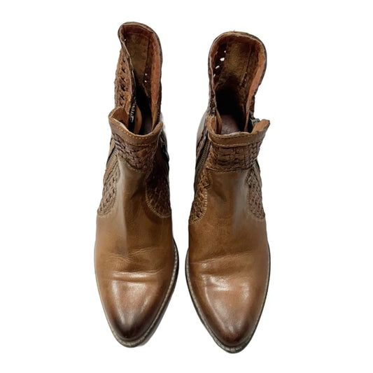 Boots Leather By Seychelles In Brown, Size: 7