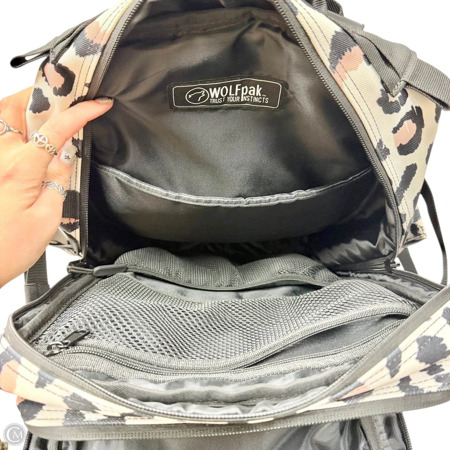 Backpack By Wolfpack, Size: Medium