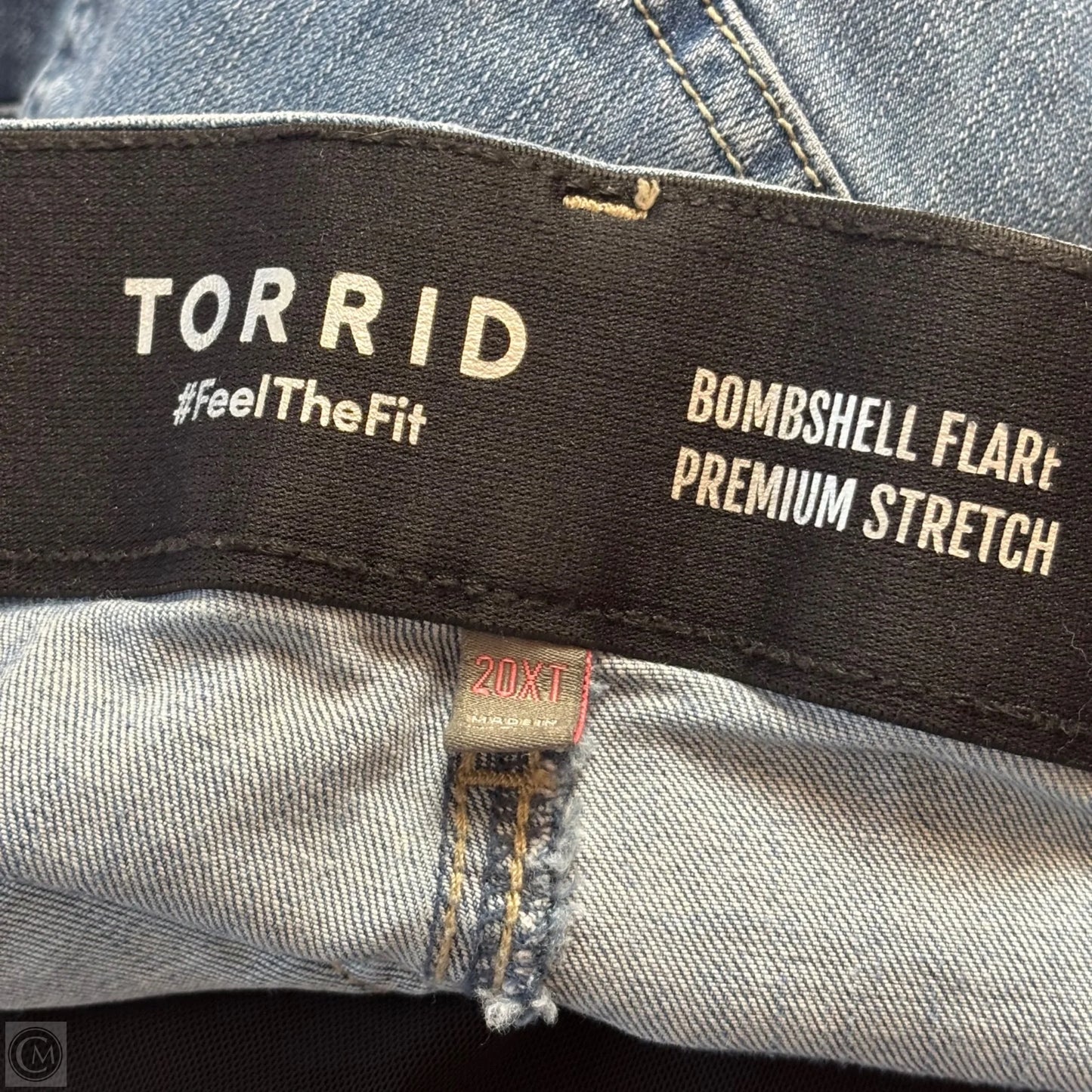 Jeans Flared By Torrid In Blue Denim, Size: 20