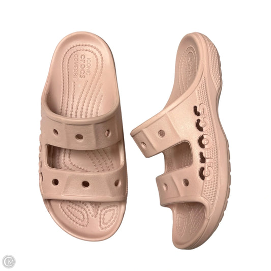 Sandals Flats By Crocs In Pink, Size: 7