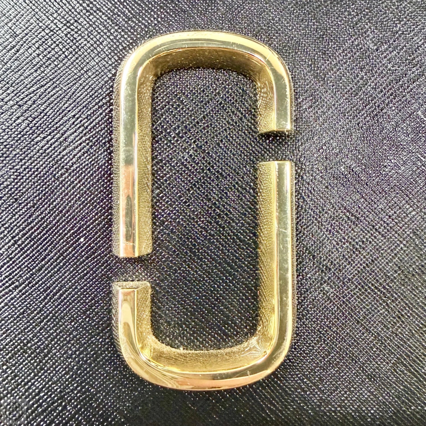 Crossbody Luxury Designer By Marc Jacobs, Size: Small