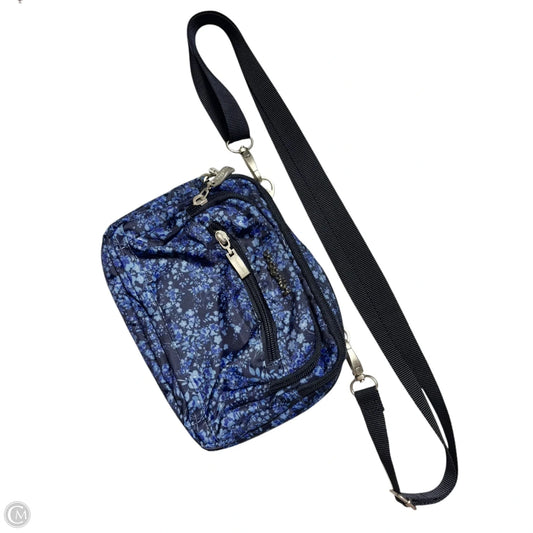 Crossbody By Baggallini, Size: Small
