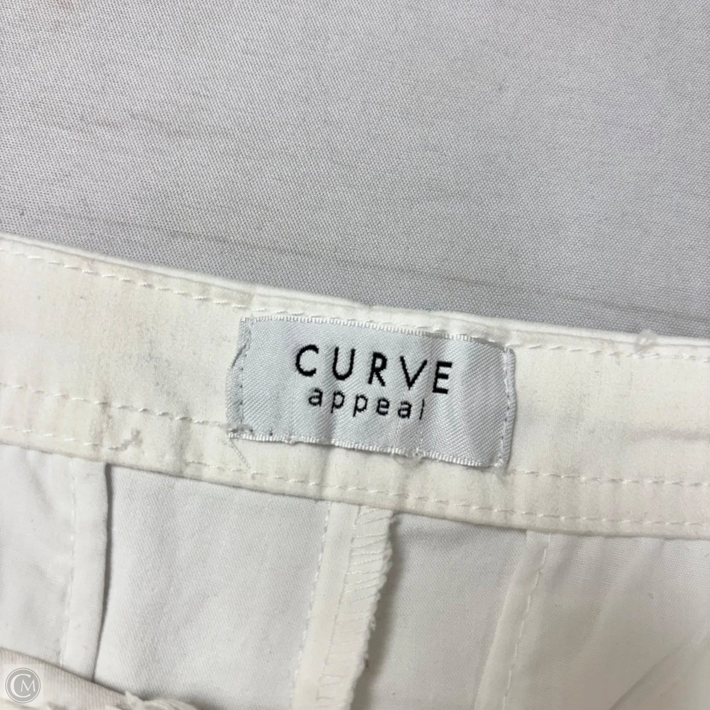 Skort By Curve Appeal In White, Size: L