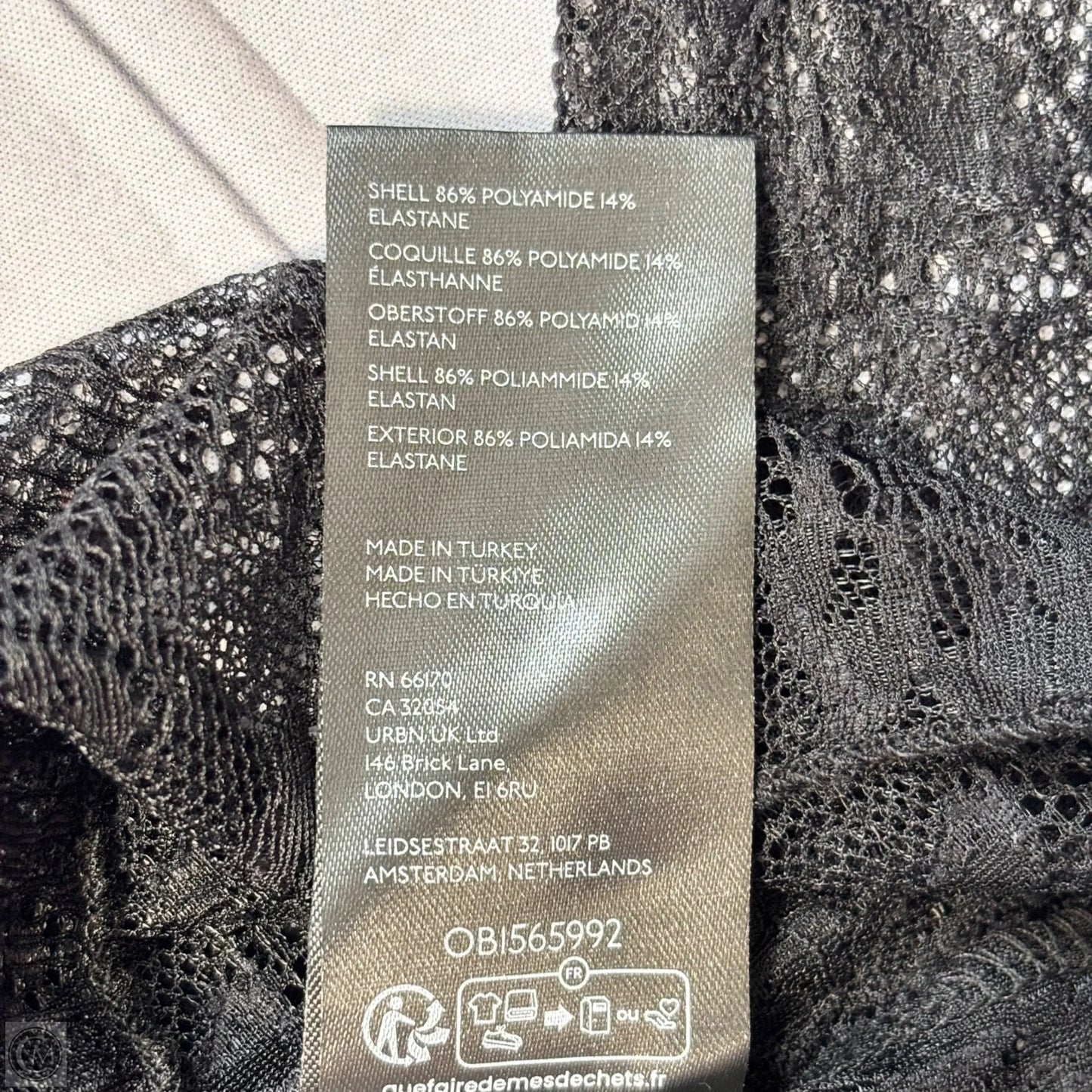 Top Long Sleeve By Anthropologie In Black, Size: S