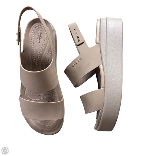 Sandals Heels Wedge By Crocs In Brown, Size: 8